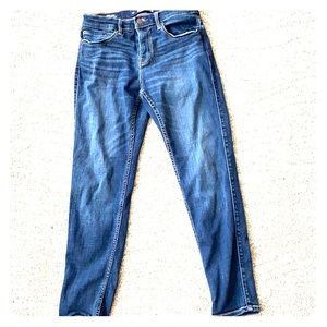 Hollister athletic skinny jeans w29 l30